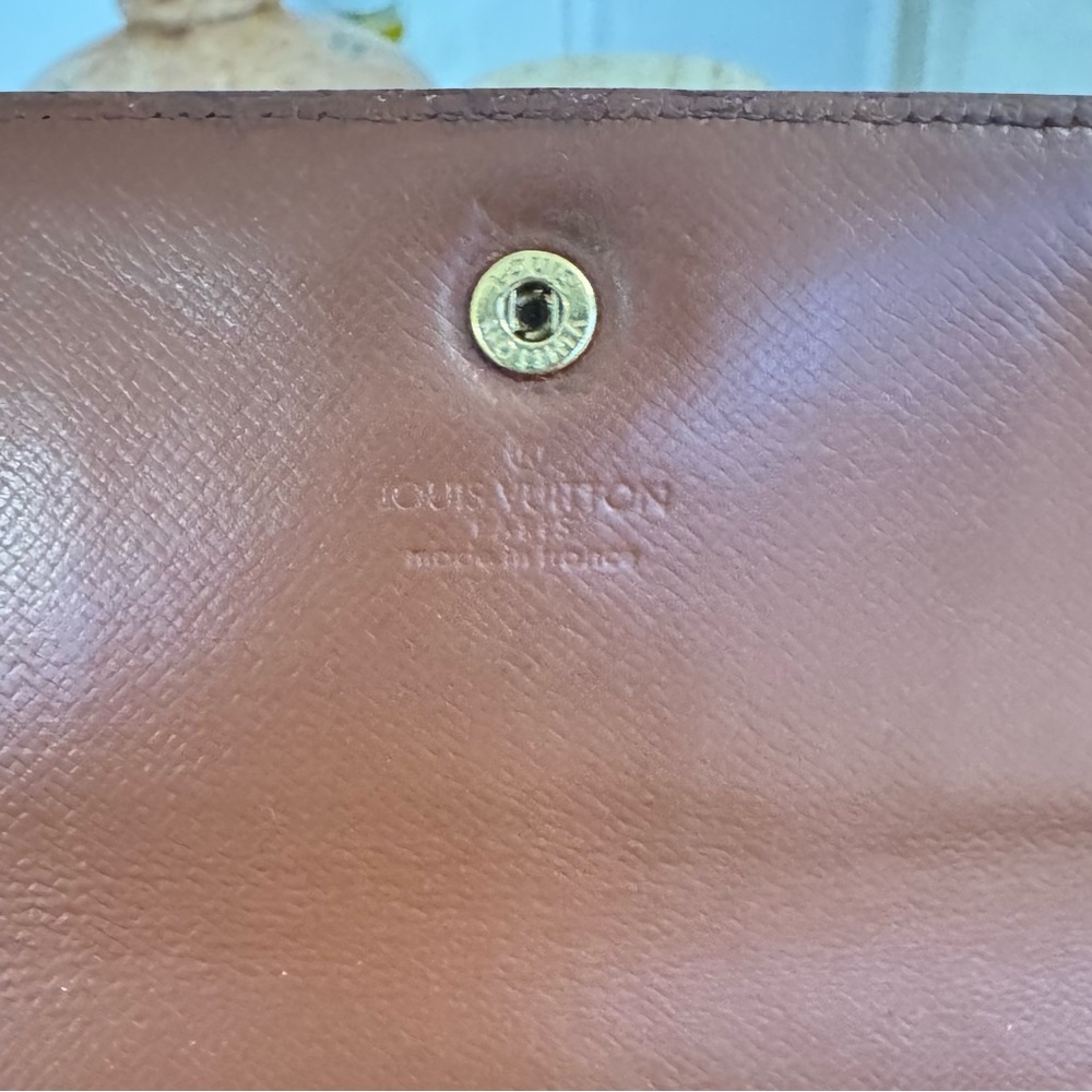 ✅AuthP/Owned✅LOUIS VUITTON SARAH WALLET - Picture 7 of 14